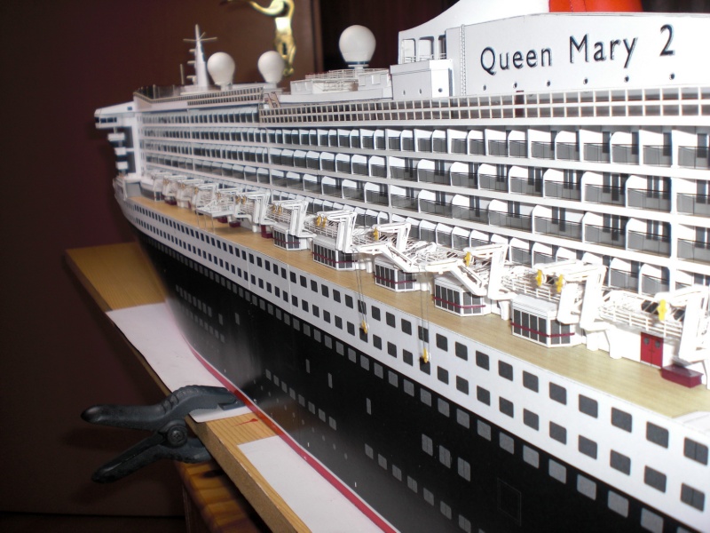 QUEEN MARY2 JSC 1:250 - Fertiggebaut von Uwe Grawunder Queen113