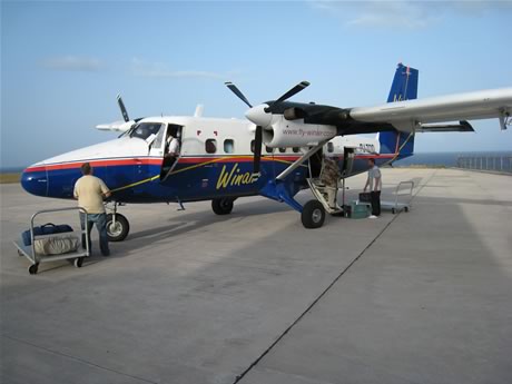 DHC 6 300 Twin Otter - Page 4 Winair11