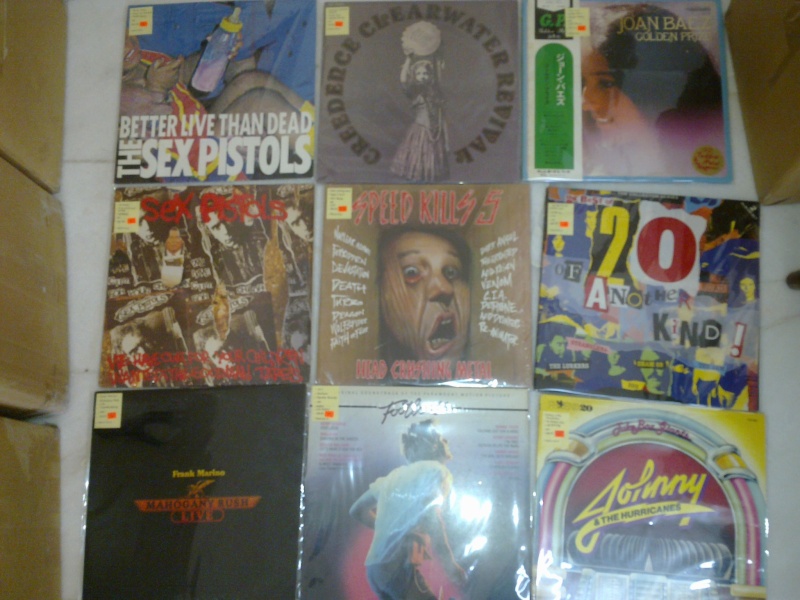 Collection of LP Records 10 and 11 may (updated with PHOTO) 08052065