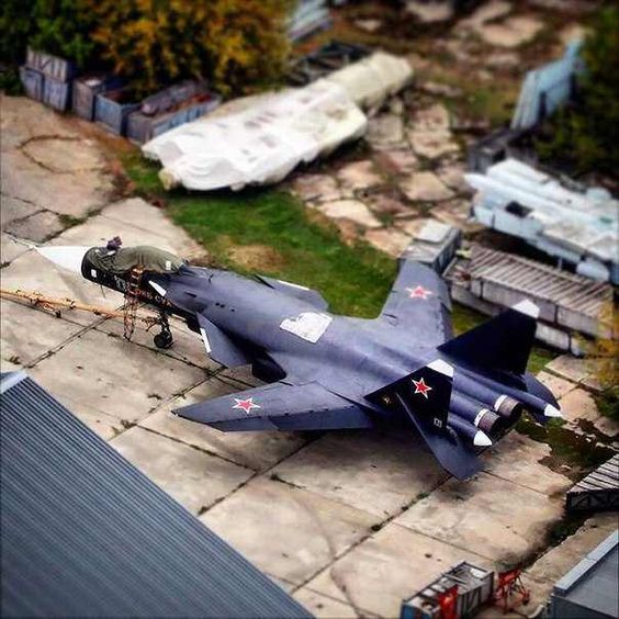 1/72 - SOUKHOI Su-47 Berkut - ZVEZDA - Page 2 5feaf710