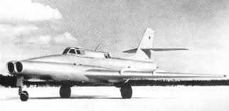 1/72 Yakovlev YAK 210 Amodel Images49