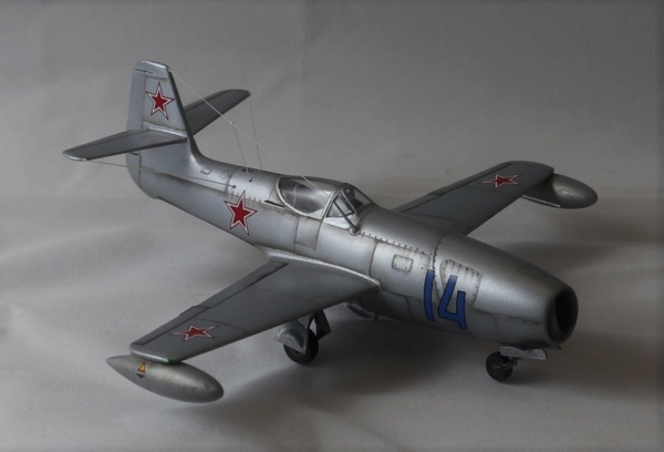 1/32 - YAKOVLEV YAK23 FLORA. - PLANET MODELS - OUVRE BOITE Img_2264