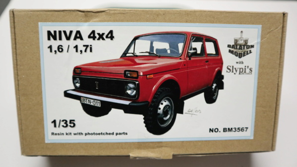 Lada Niva Balaton model's au 1/35 Img_4448