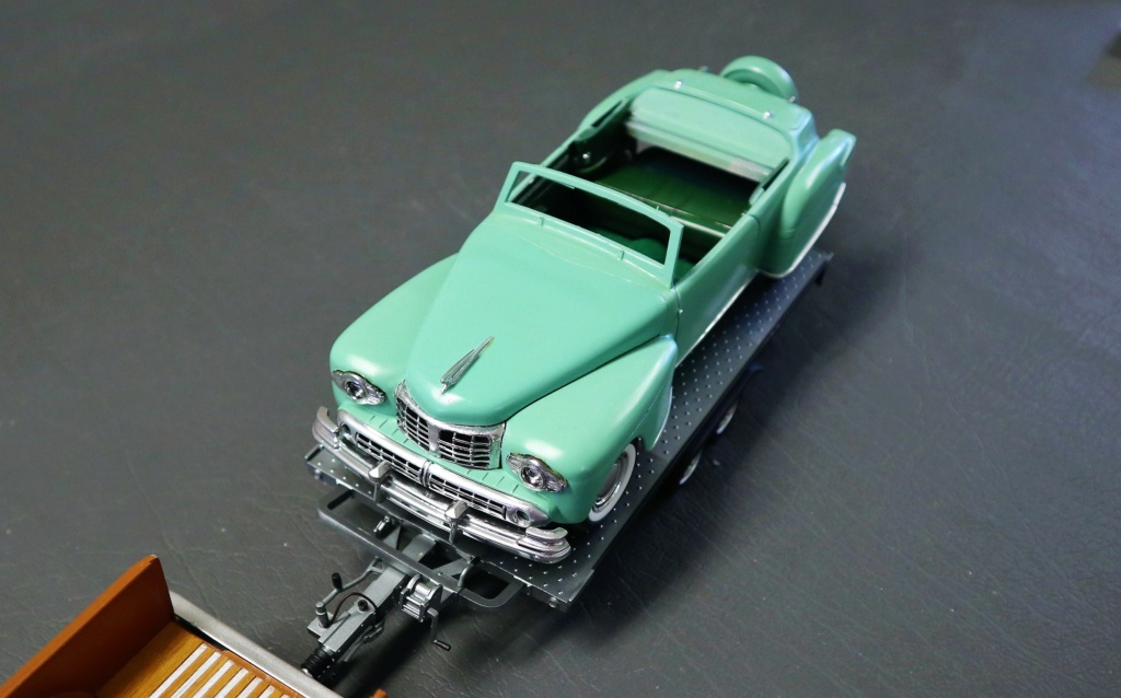 Lincoln Continental 1948 Pyro + Jeep Honcho 1980 Revell 1/25 - Page 27 Img_5629