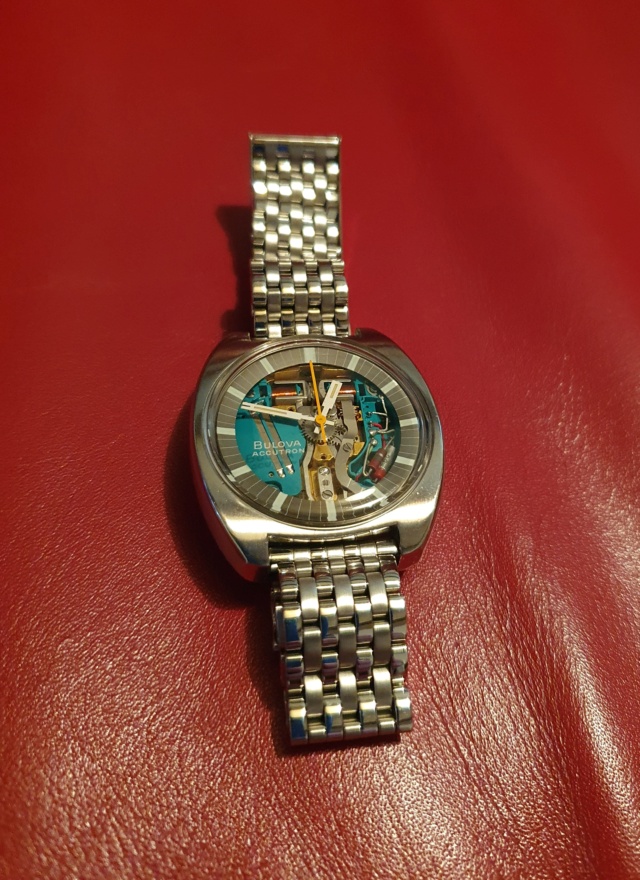Les montres qui font BZzzz… - Page 3 Bulova12
