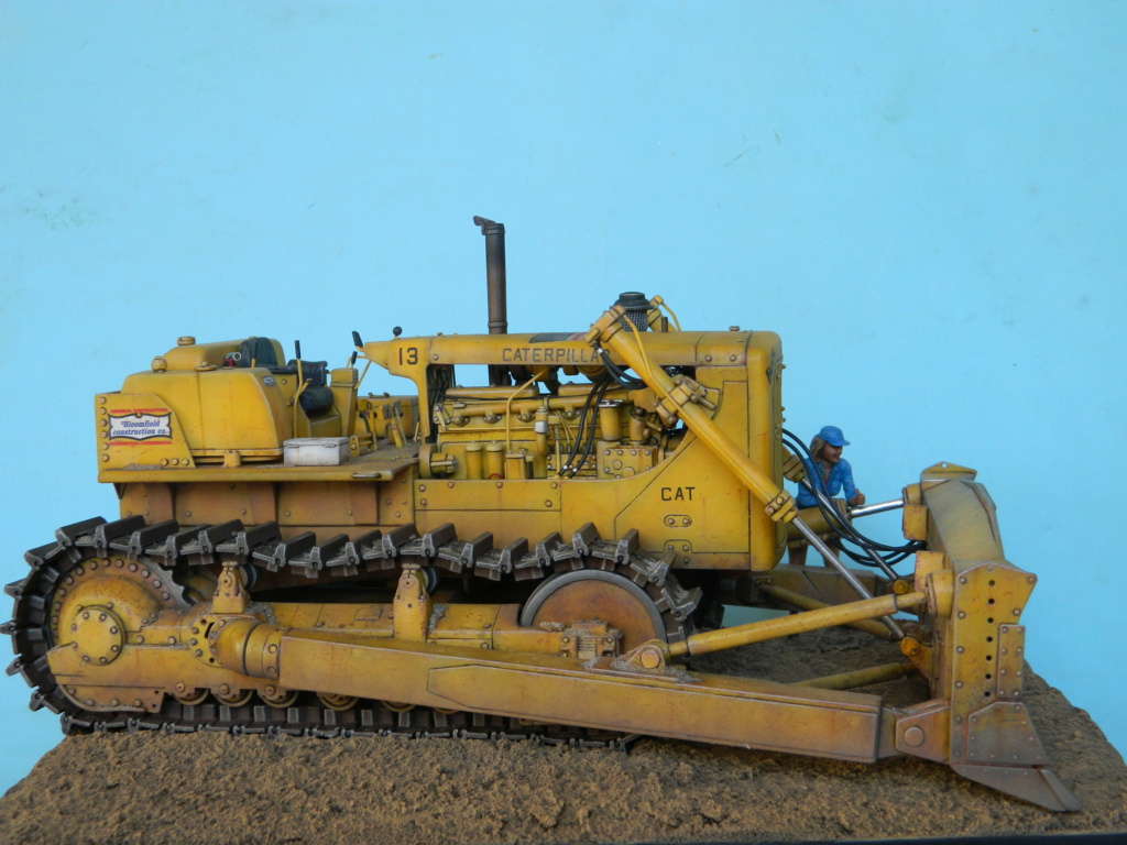 Bulldozer Caterpillar CAT-DH-8 AMT 1/25 par noratlas  13810