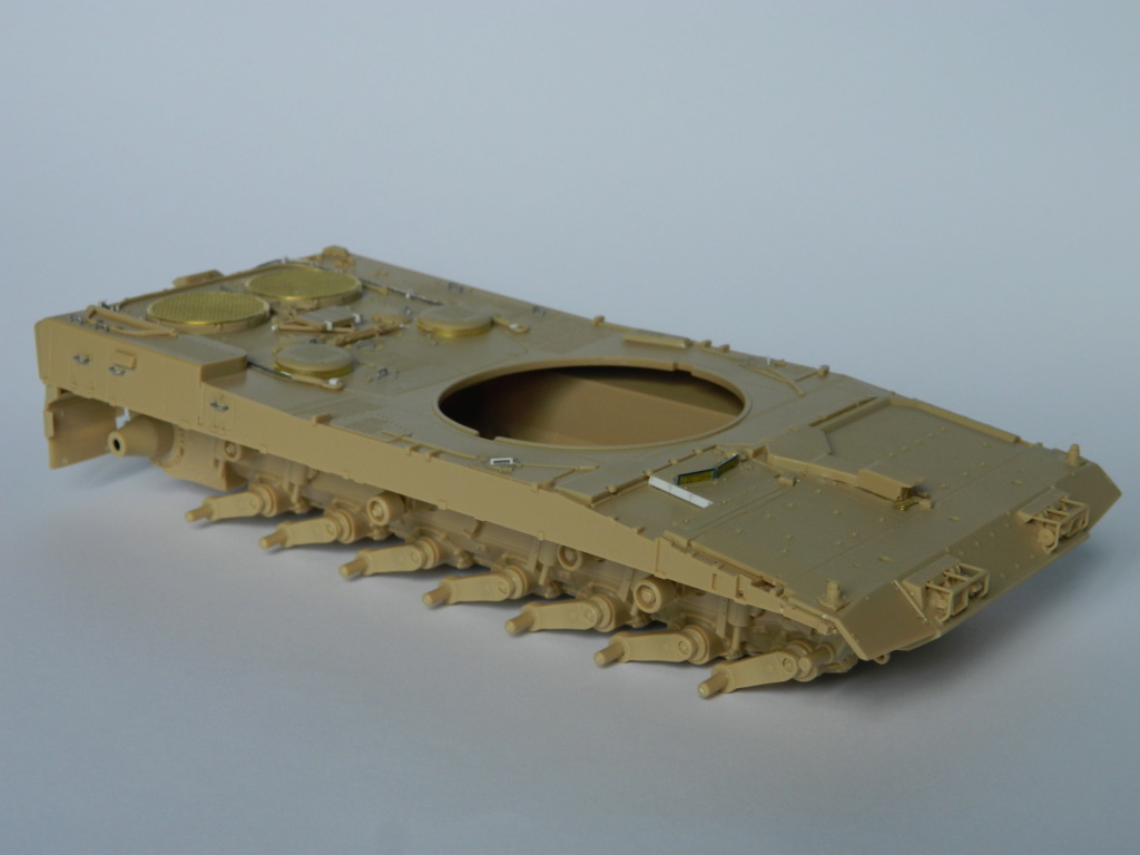 LEOPARD 2 A7+.Meng 1/35. Fini. 153