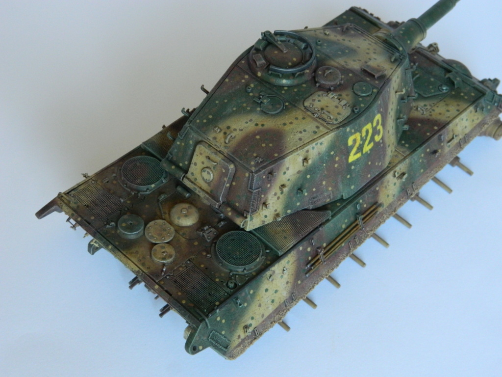 Tigre II Sd.Kfz 182. Meng 1/35. Fertig.  3632