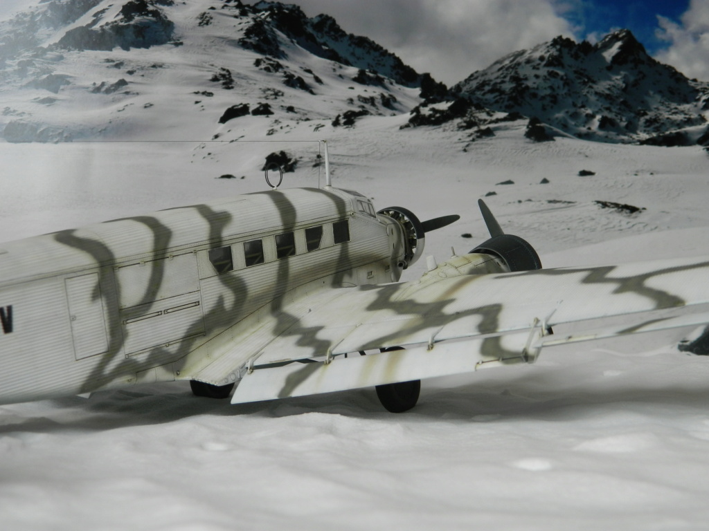 Ju 52. Revell 1/48. "Ende". 9216