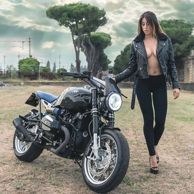 Babes & Bikes - Page 3 10098110