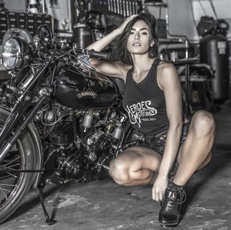 Babes & Bikes - Page 25 11826710