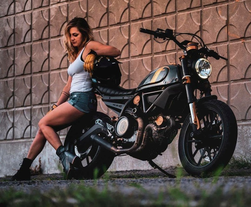 Babes & Bikes - Page 23 11921812