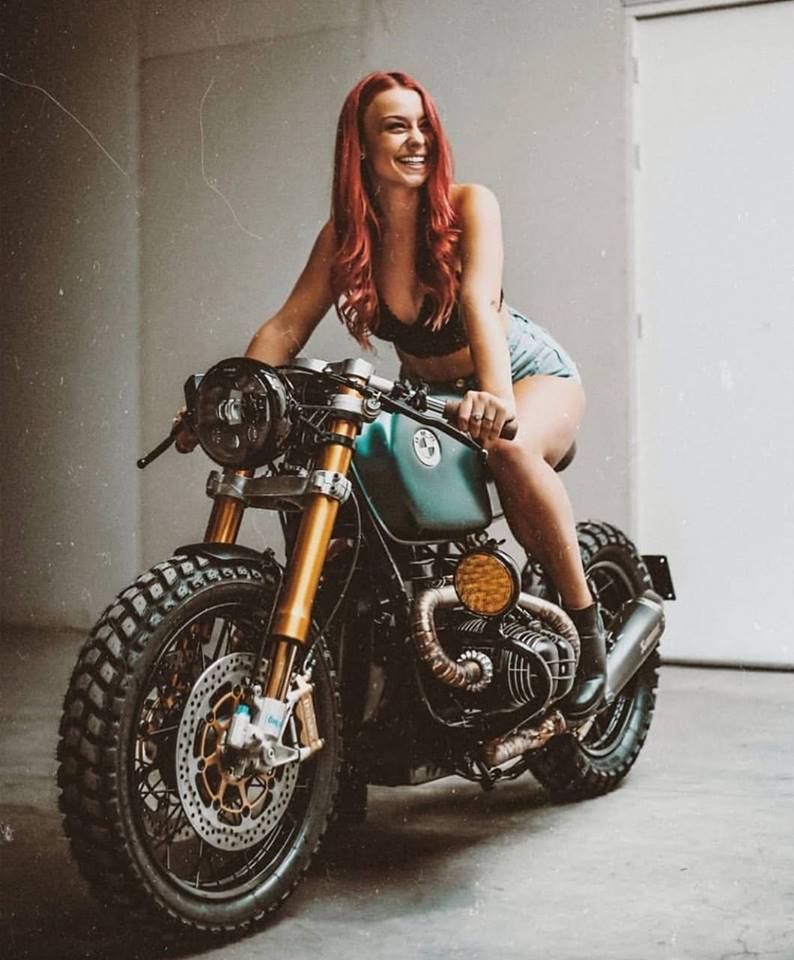 Babes & Bikes - Page 2 48406510