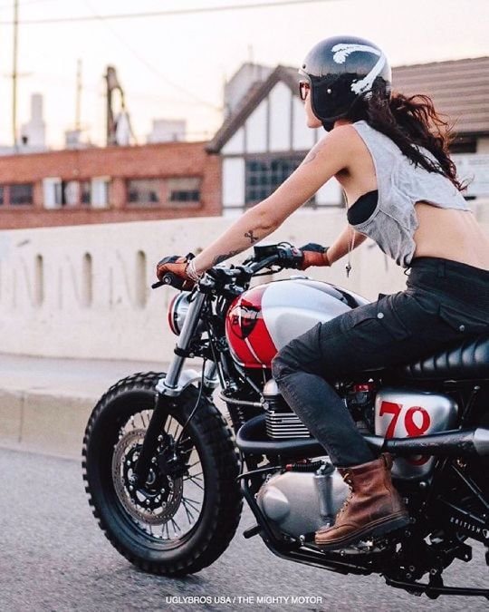 Babes & Bikes - Page 24 74217810