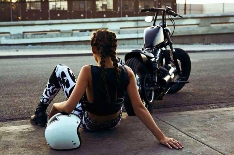 Babes & Bikes - Page 20 74229510