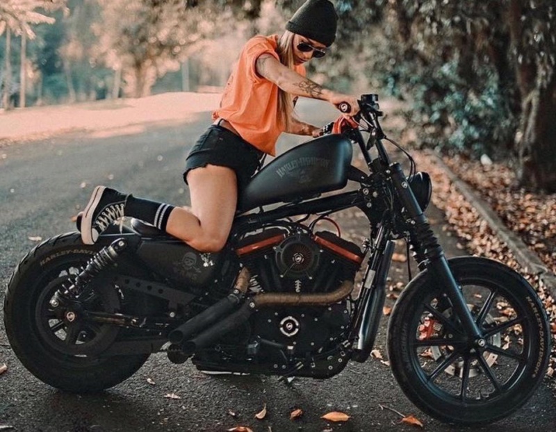 Babes & Bikes - Page 3 74526510
