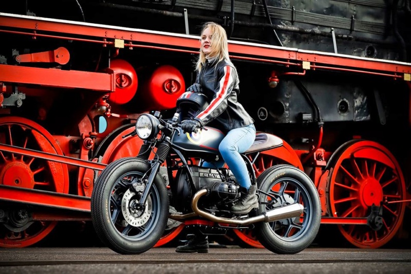 Babes & Bikes - Page 2 76607510