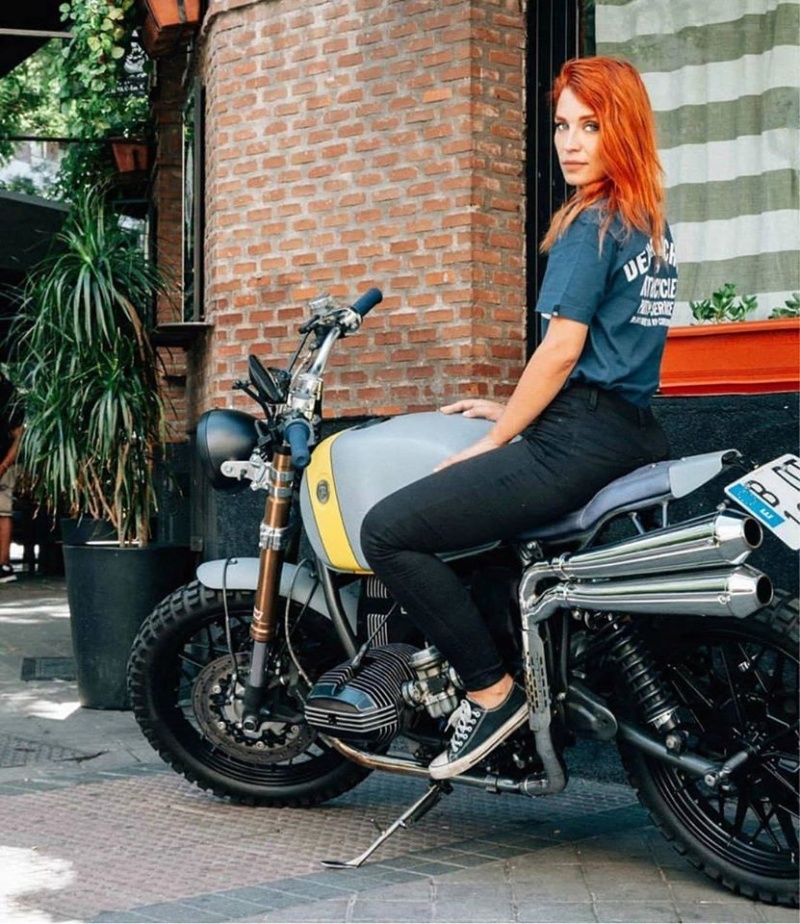 Babes & Bikes - Page 13 81434910