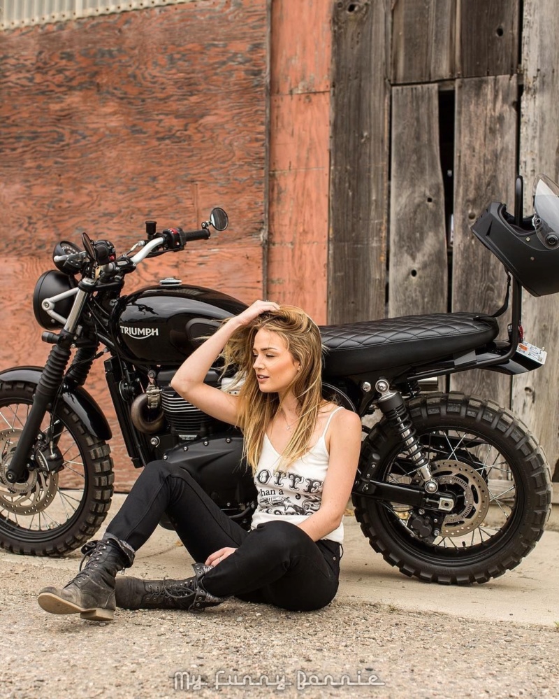 Babes & Bikes - Page 23 86811710