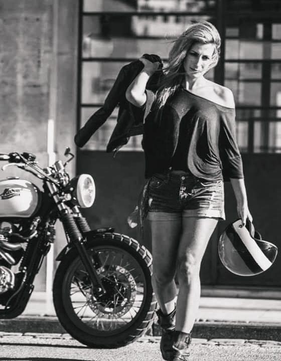 Babes & Bikes - Page 19 94352210