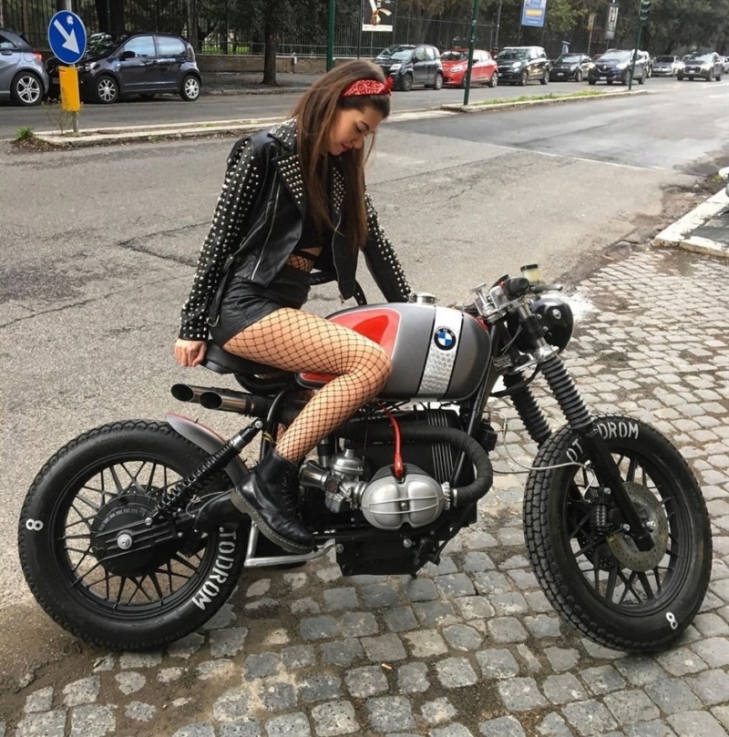 Babes & Bikes - Page 23 95799410