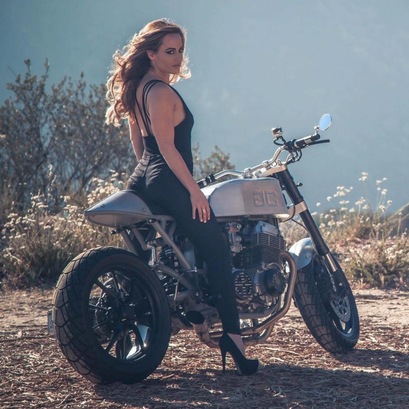 Babes & Bikes - Page 24 96247410