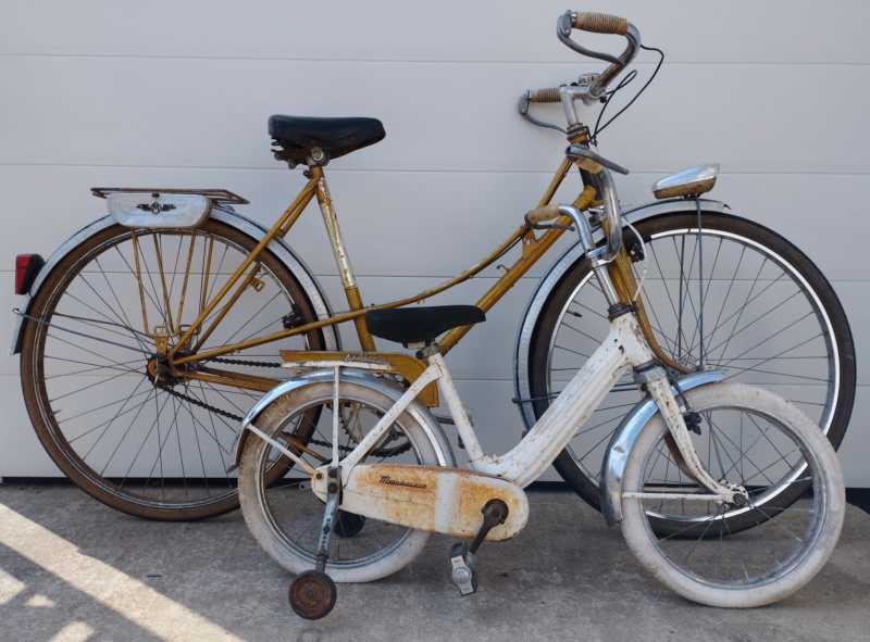 velo - Motobécane AV3 et vélo années 50 Img_2024