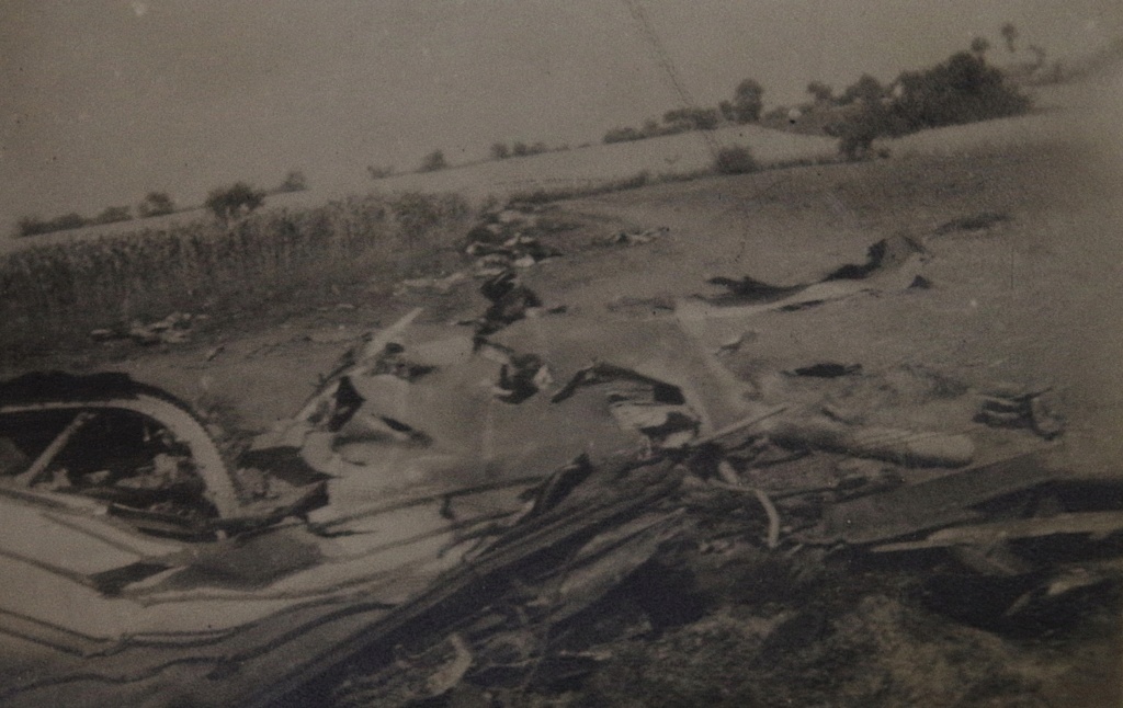 Az 1944-ben, Pacséron lezuhant szövetséges repülő történetének néhány mozzanata Repzl110