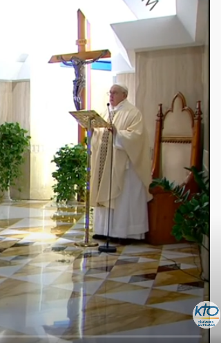 Messe quotidienne du pape François en direct tous les jours - Page 2 Aaaaaa32