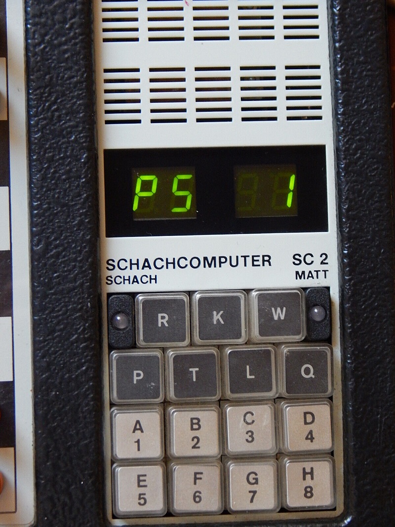 [DDR] Schachcompter SC2 mit Figuren Anleitung und Originalkarton Schach26