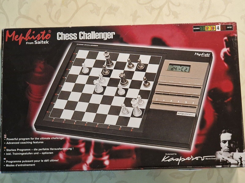 saitek - Mephisto from Saitek : Chess Challenger 32 MHz / 10 MHz  Schach35