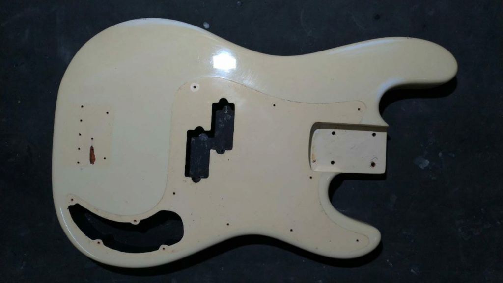 Reforma de Precision Bass feita pela IS Luteria de Curitiba   A110