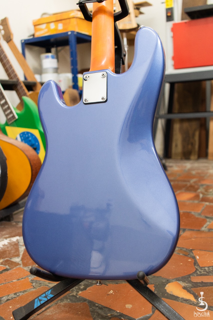 Reforma de Precision Bass feita pela IS Luteria de Curitiba B510