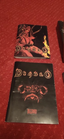 [EST] Diablo 1 Big Box FR avec "Tapis de souris" 16993014