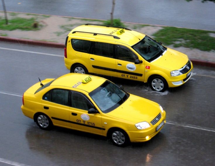 les Taxis DACIA en photo Turkis10