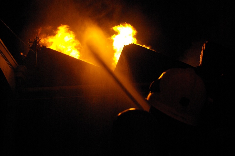 Manage : important feu d'usine (10/10/2013 + photos) Imgp9711