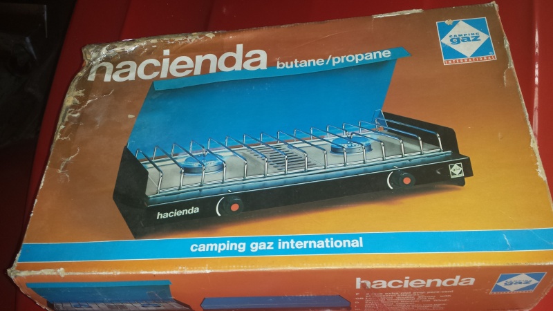 plusieurs bricoles : cramer, hot dogger camping gaz.... 20140514