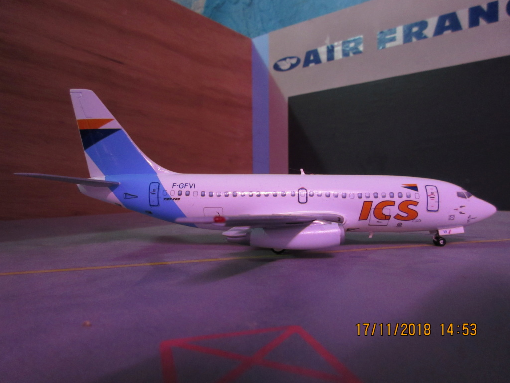 B737-230C ICS AIRFIX F-RSIN 1/144 compagnies aériennes françaises d'hier et d'aujourd'hui pn68 Img_0535