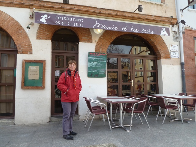 l'OURS dans les boutiques et restaurants - Page 7 P1040210