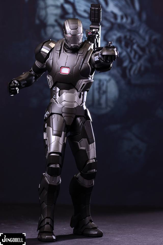 IRON MAN 3 - WAR MACHINE MARK 2 (MMS198DC03) - Page 2 10112110