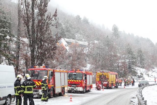 Accident du train des pignes,vidéo et photos. 17986512