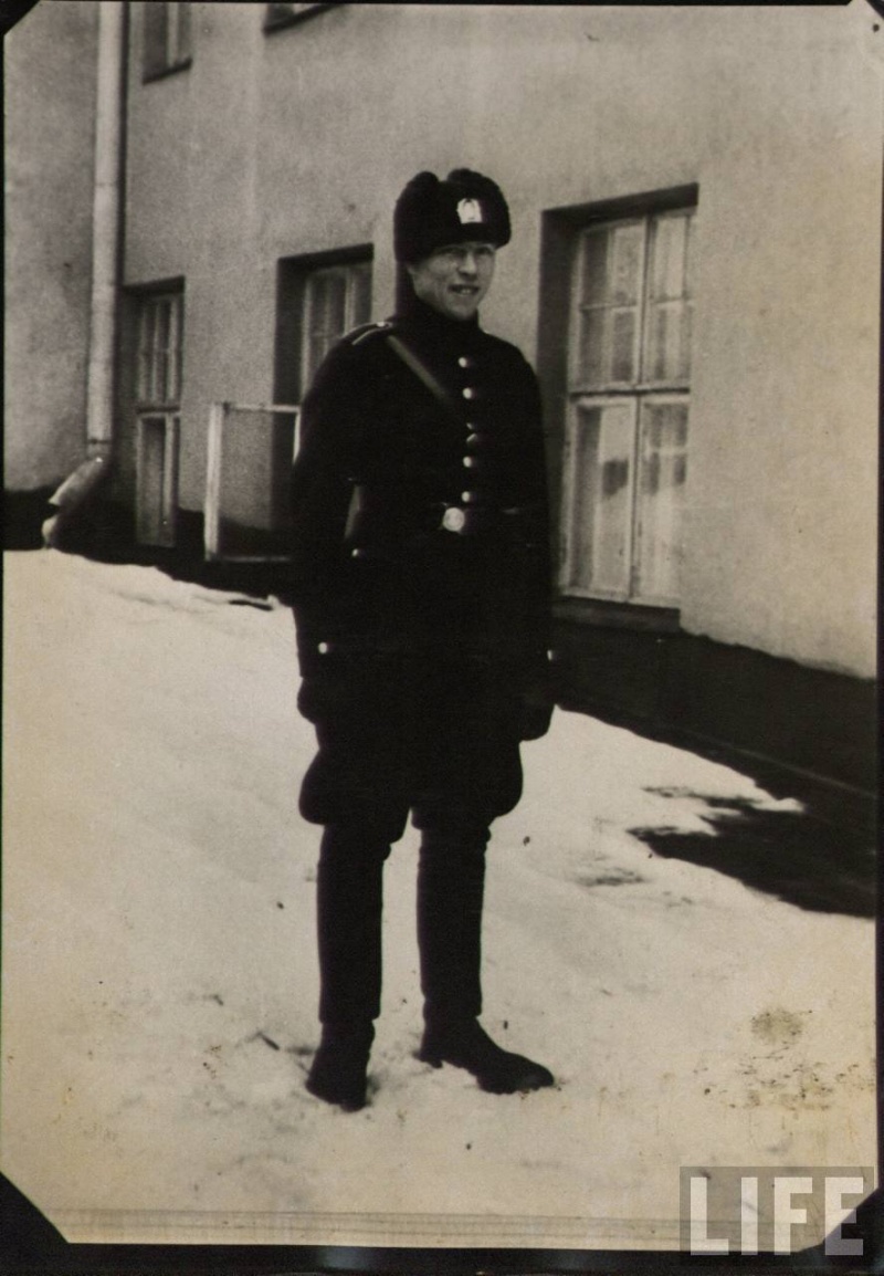 Icelandic policeman WW2 27d6bb10