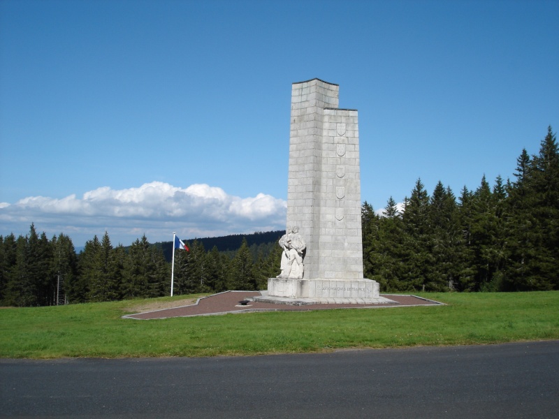 LE MONUMENT NATIONAL DU MONT-MOUCHET ET SON MUSEE Mt_m_711