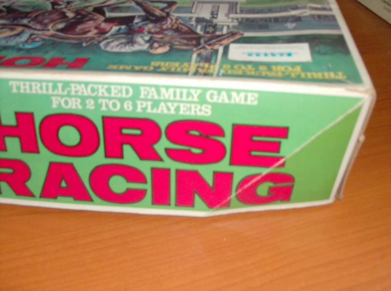 Giocattoli vecchi anni 50 60 70 Horse Racing 1979 corsa di cavalli usata ma funzionante Hpim5417
