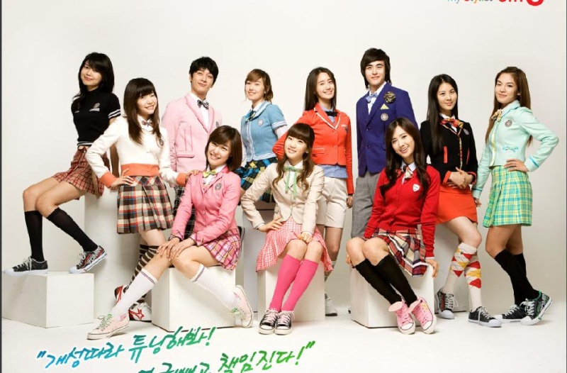 SNSD look like plastic toys in Elite CF with 2PM Snsd_c13