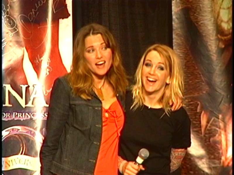 Lucy Lawless et Reneé O'Connor - Page 7 Burban31