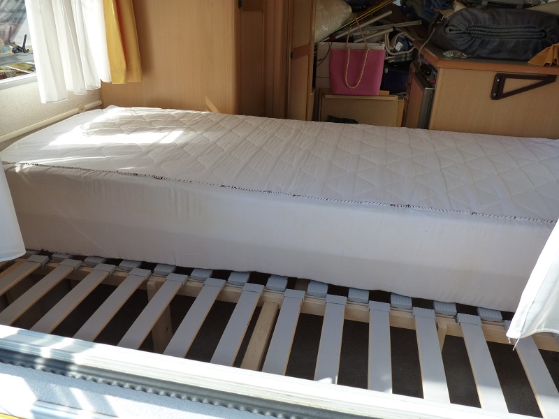 réalisation d'un lit permanent sur mon ériba triton jubilé d P1180516