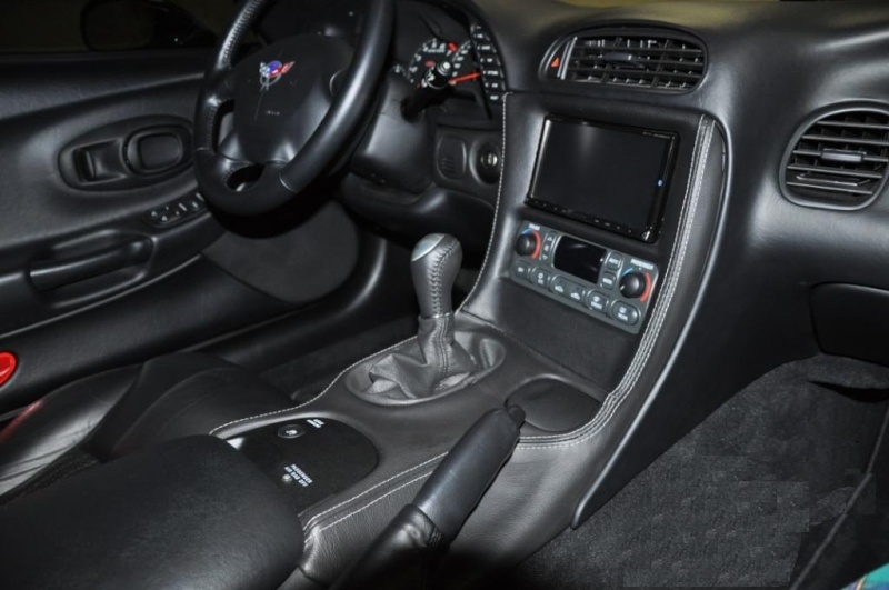 NEW GPS et NEW CONSOLE POUR CORVETTE C5 - Corvette C5 - AutoPassion