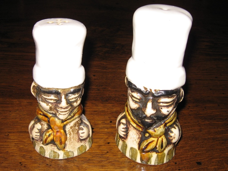 Are these Salt & Pepper Chefs By Chelsea Pottery? Img_0114