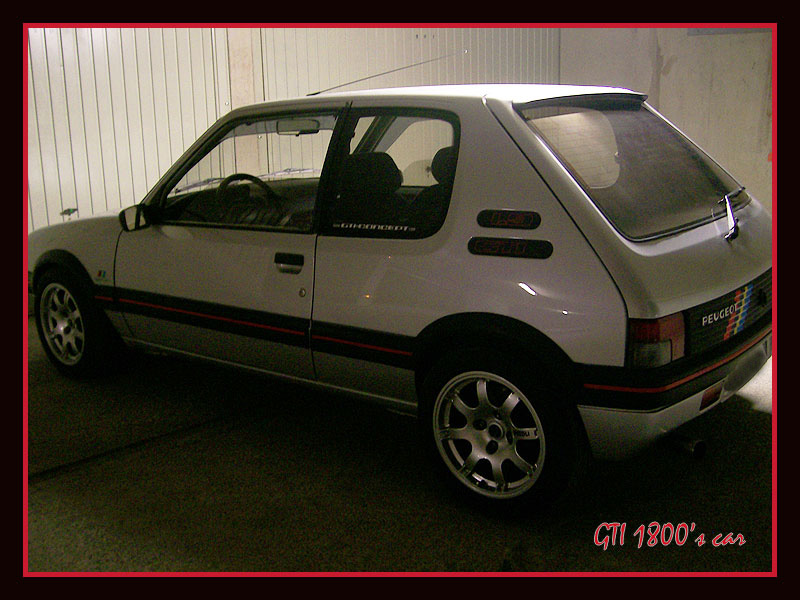 [GTI1800]..Mes 205 gti.....FINITION DU 205 T16..... - Page 27 100_4316